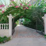Отель Divo Palace 3*