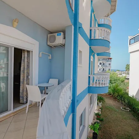 Hotell Divo Palace 3*