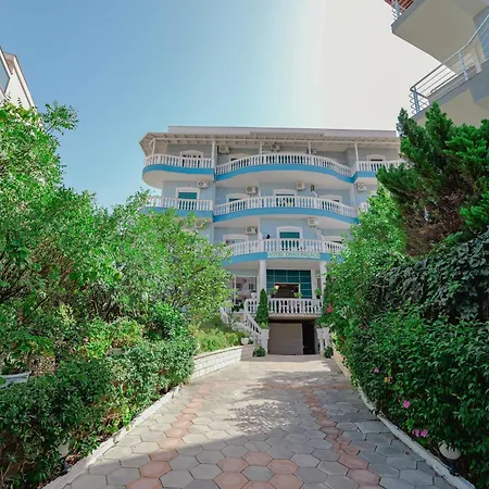 Divo Palace 3* Ksamil