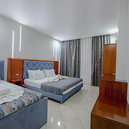 Divo Palace 3* Ksamil