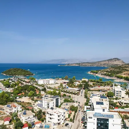 Divo Palace Hotell 3*