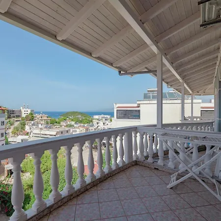 Szálloda Divo Palace 3*