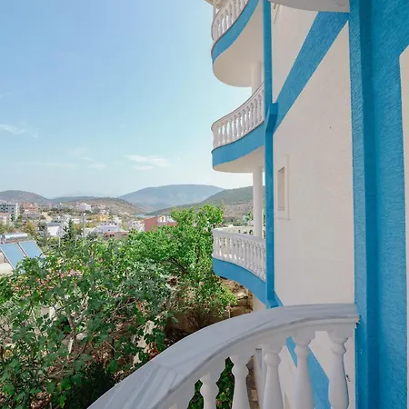 Hotell Divo Palace 3*