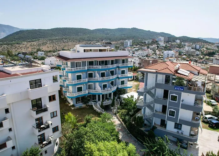 Divo Palace Hotel 3*