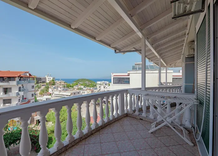 Hotel Divo Palace 3*