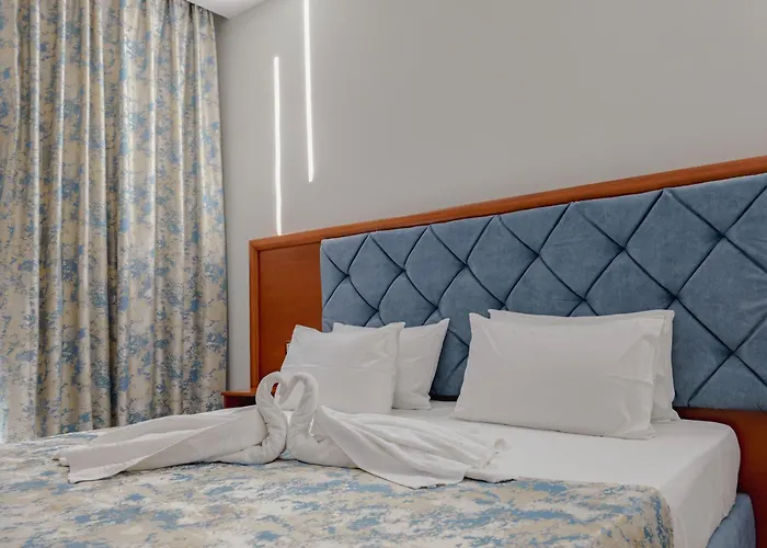 Divo Palace 3* Ksamil