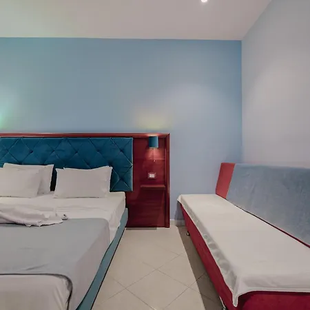 Divo Palace Hotell