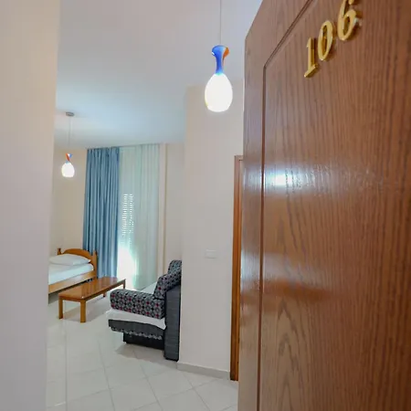 Divo Palace 3* Ksamil