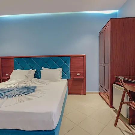 Divo Palace 3* Ksamil