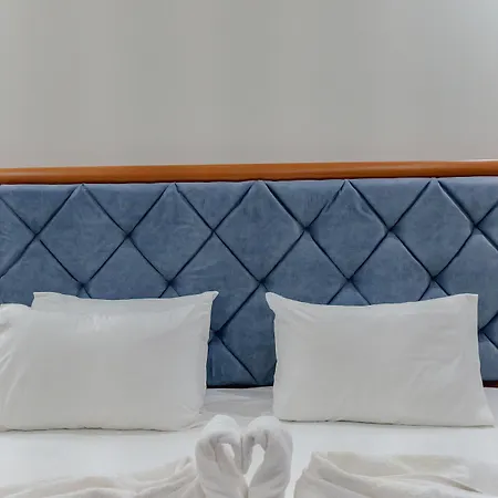 Divo Palace 3* Ksamil