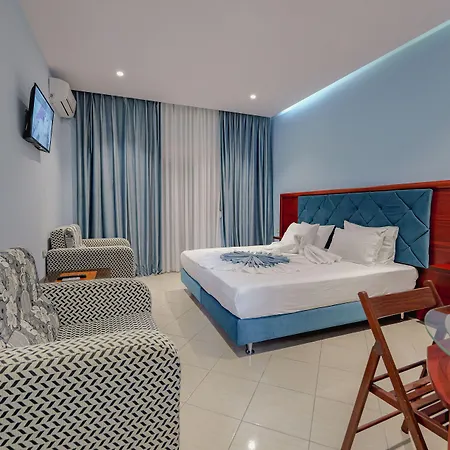 Divo Palace Hotel 3*